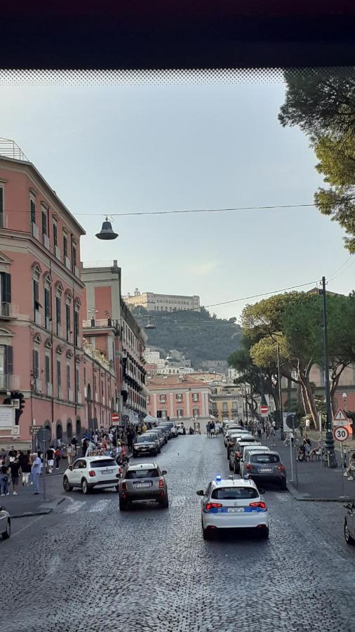 La Dependance Di Marcello Napoli Centro Hotel Bagian luar foto
