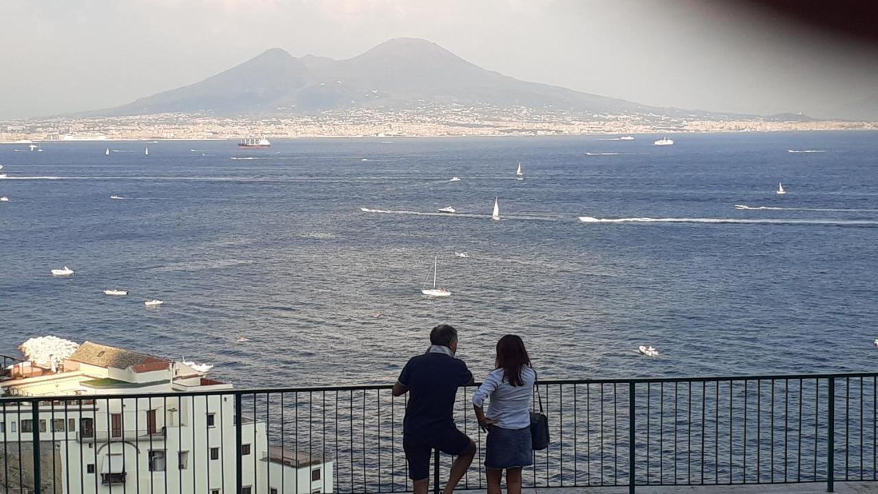 La Dependance Di Marcello Napoli Centro Hotel Bagian luar foto